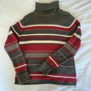 Turtleneck stripped knitted sweater